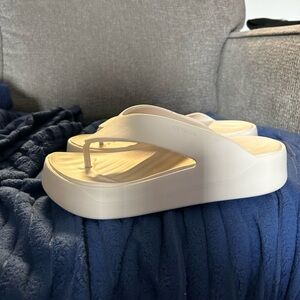 Crocs Getaway Platform Flip